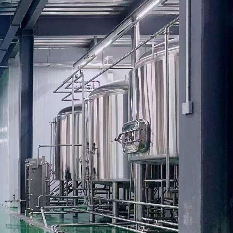 日土精酿啤酒设备